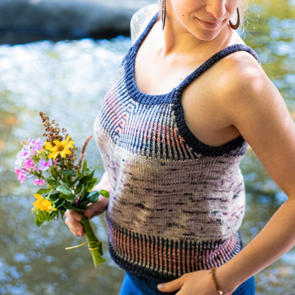 Cosmic Ray Tank Top Mosaic Knitting Pattern Patron de tricot mosaïque camisole rayon cosmique