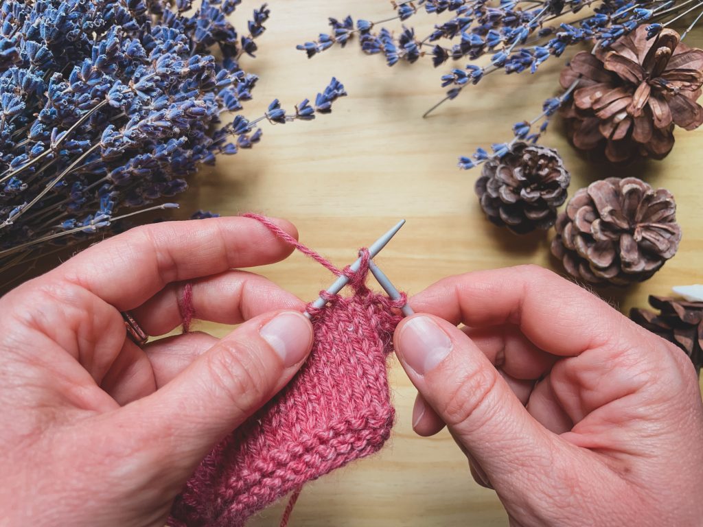 How to knit a lateral vikkel estonian braid - Comment tricoter une tresse latérale horizontale Vikkel estonienne