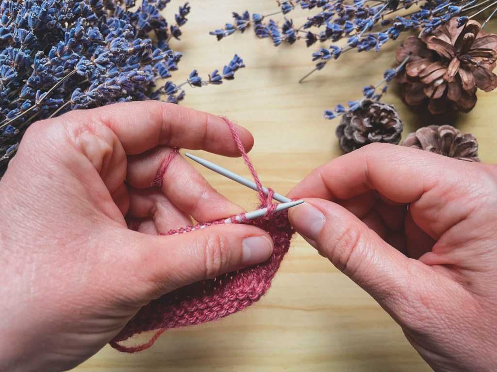 How to knit a lateral vikkel estonian braid - Comment tricoter une tresse latérale horizontale Vikkel estonienne