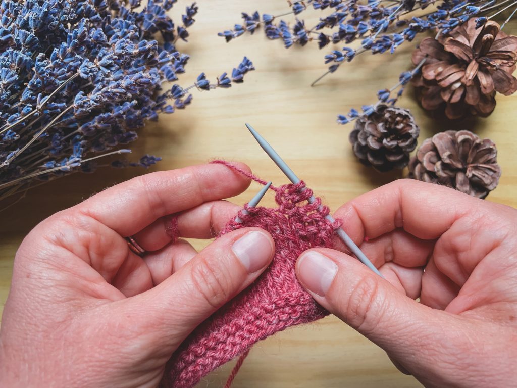 How to knit a lateral vikkel estonian braid - Comment tricoter une tresse latérale horizontale Vikkel estonienne