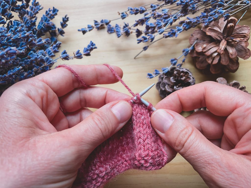 How to Knit a Lateral Braid or Vikkel Braid - Learn how to knit