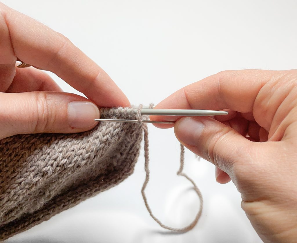 How to knit the Kitchener Stitch (grafting)