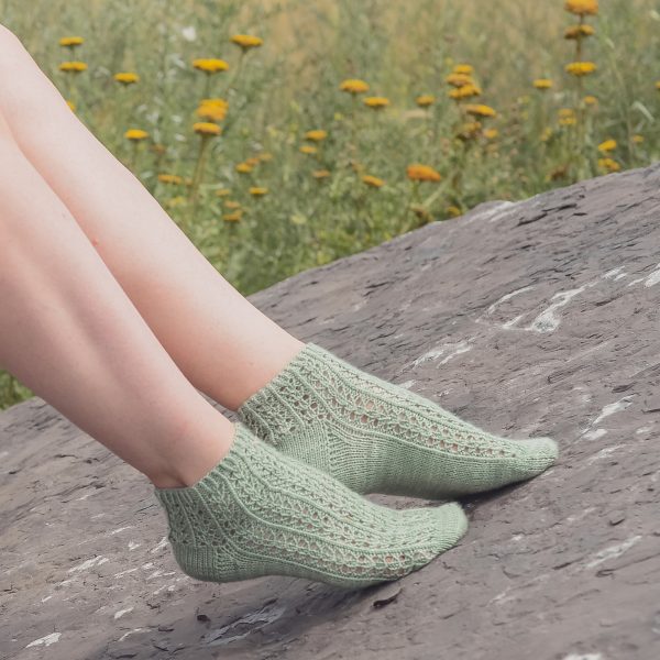 Meadow Socks Knitting Pattern patron de tricot chaussettes prairie