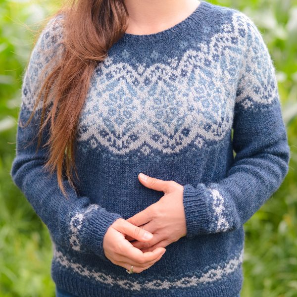 Shiver Sweater Knitting Pattern Stranded Colorwork Yoke - Chandail Frisson patron de tricot jaquard