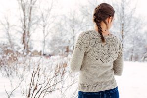 Amarelle Lace Cardigan Knitting Pattern Patron de tricot cardigan dentelle