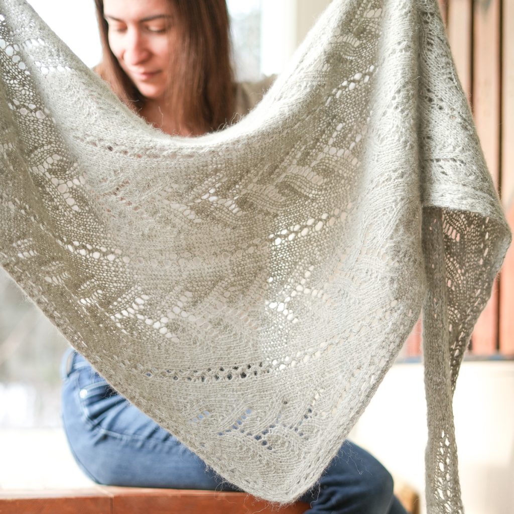 Patron de châle en dentelle Loulou Lace Shawl Knitting Pattern